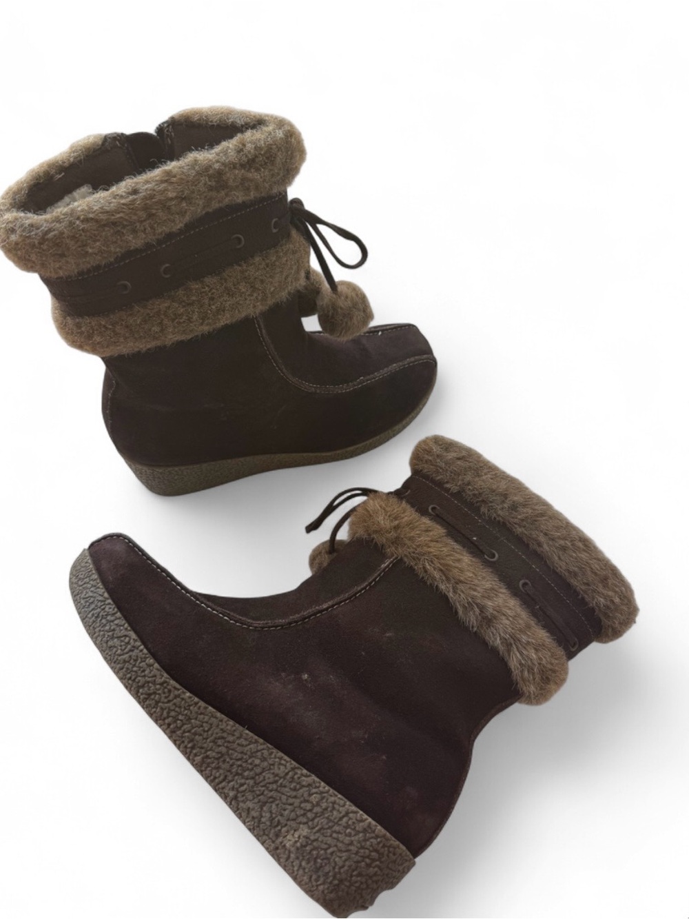 Y2K Bass Brown Faux Fur Pom Pom Ankle Boots Cozy Boho 2000s Size 4
